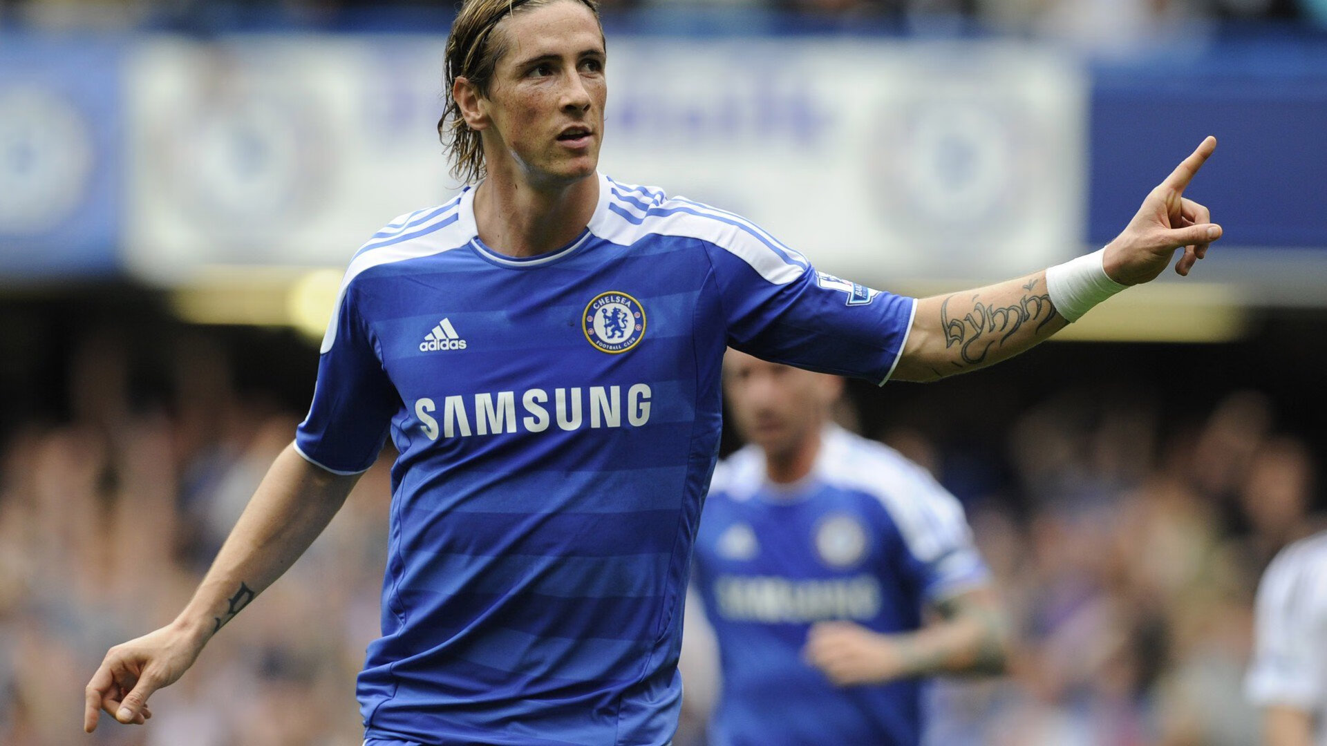 当南美狂想曲遇上亚平宁风暴，克瓦拉茨赫利亚用统治级数据书写秘鲁对阵罗马的足球寓言