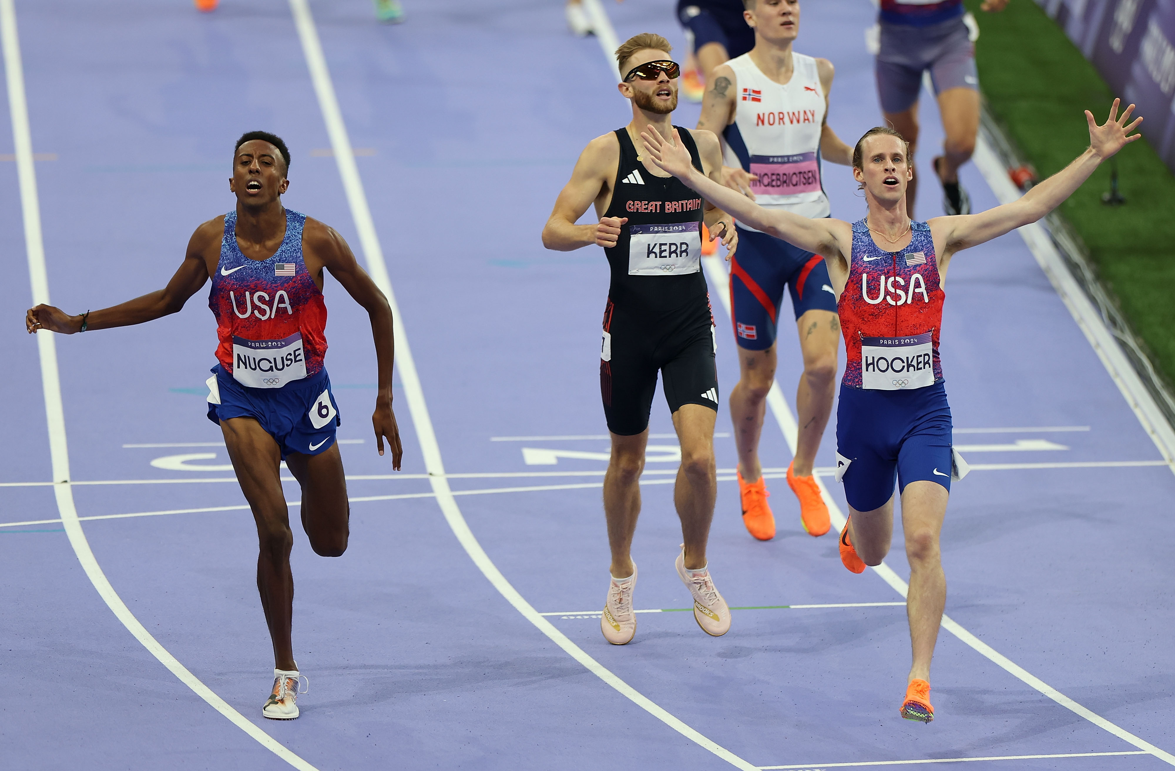 英国田径健将顽强晋级决赛