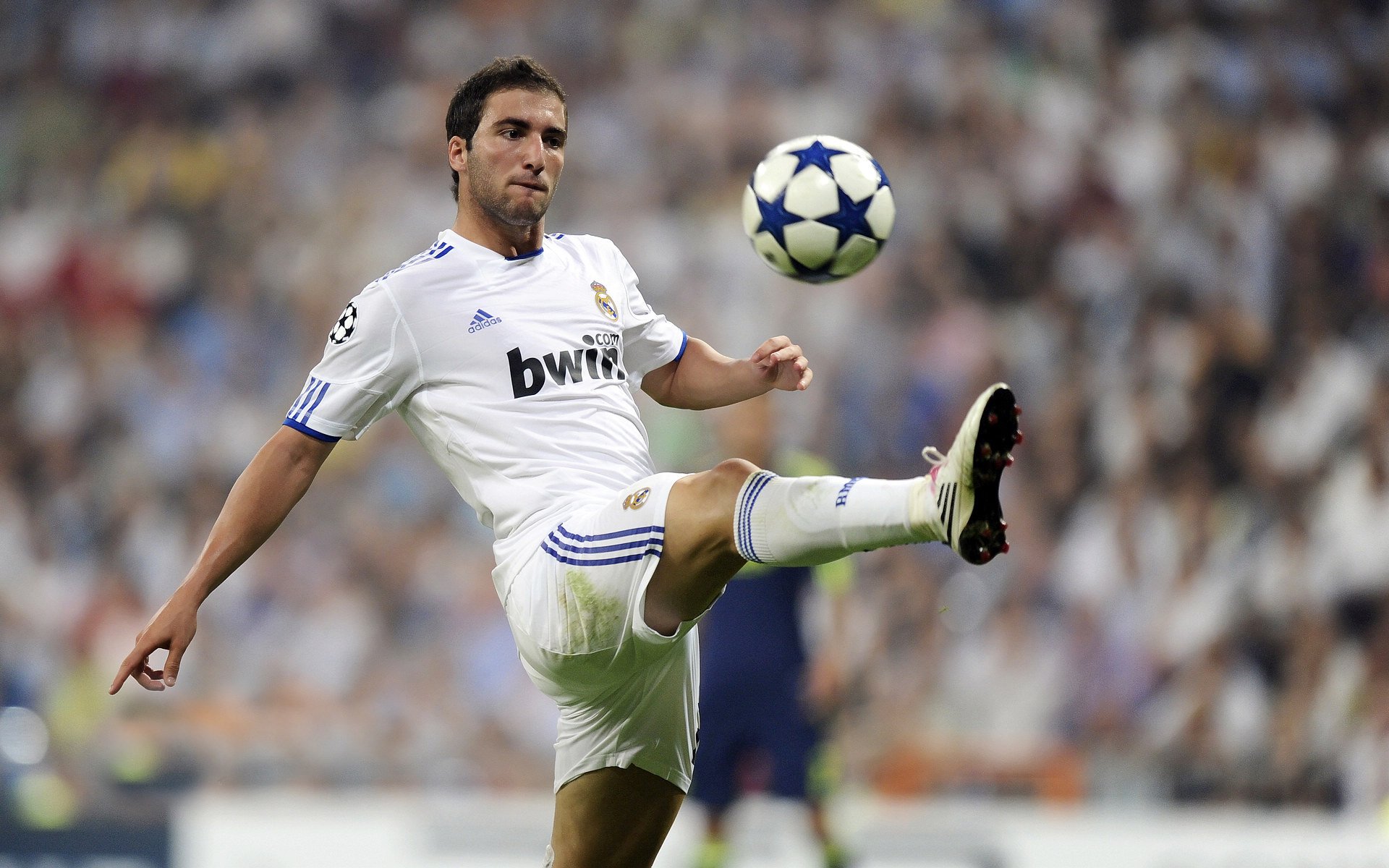 北欧寒流突袭亚平宁，亚特兰大血拼芬兰力量背后的战术革命